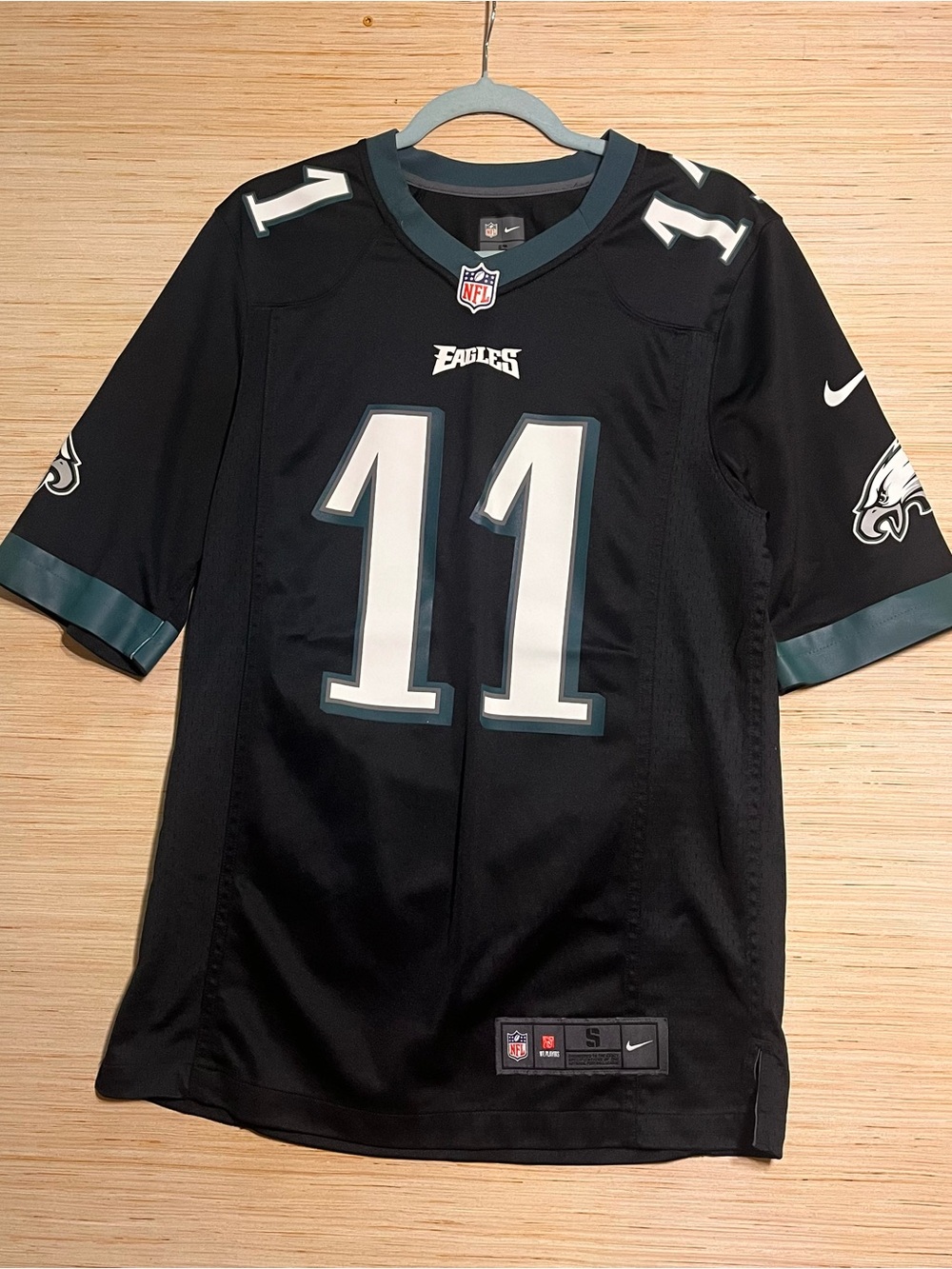 Nike Philadelphia Eagles Carson Wentz #11 Black NFL Football Jersey S